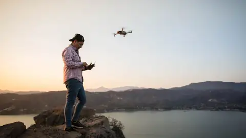 How Far Can a Drone Fly and What Will Happen if It Goes Out of Range?