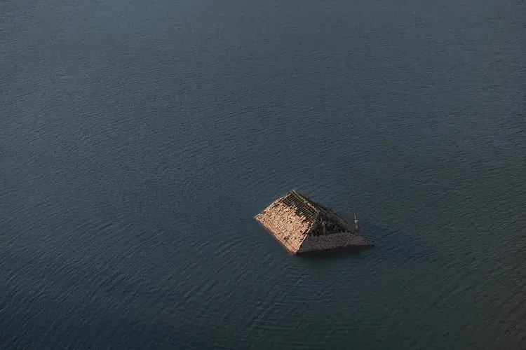 Visiting the Ghost Village of Aceredo
