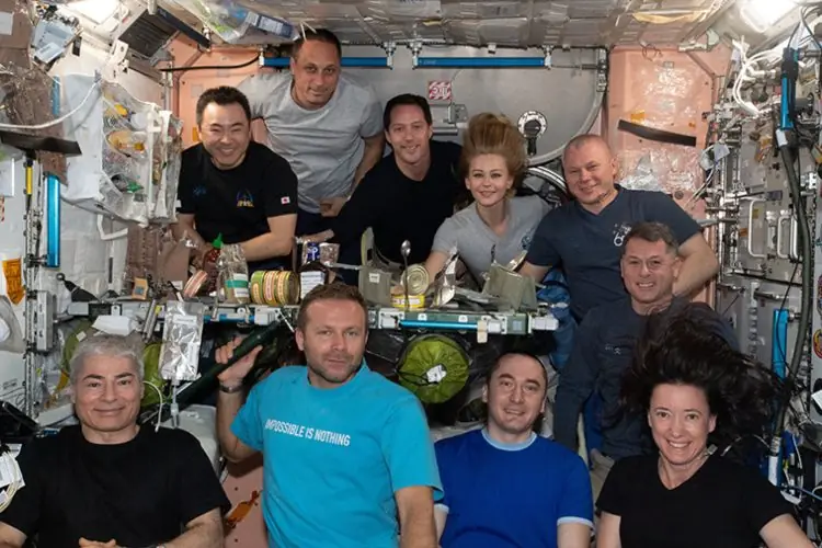 Russian Crew Breaks Movie Boundaries