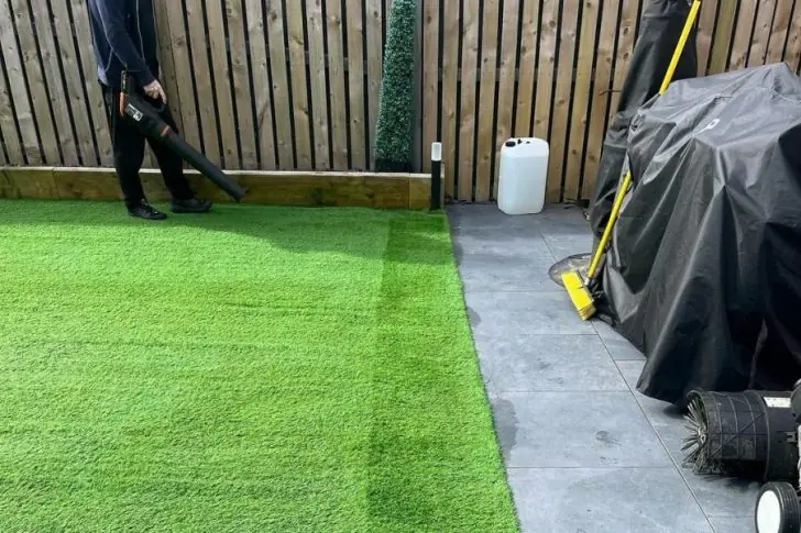How to clean artificial grass effectively.