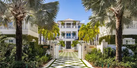 Why the Ultra-Wealthy Are Placing Big Bets on Luxury Real Estate