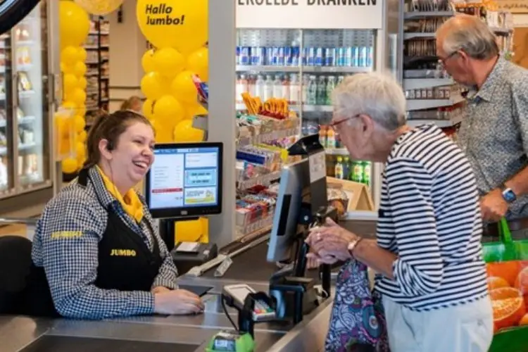 Dutch Supermarket Promotes Chat Checkouts