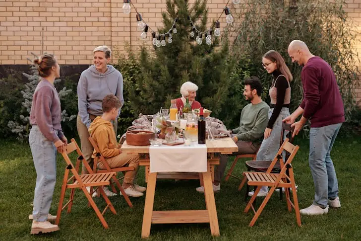 How can I pay for assisted living with no money?